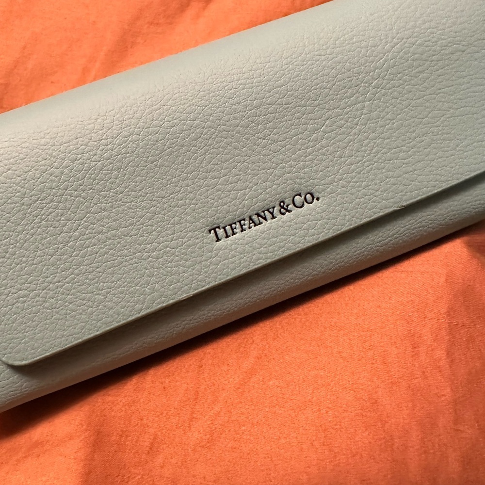 NEW TIFFANY SUNGLASSES! Gorgeous! - Picture 4 of 10